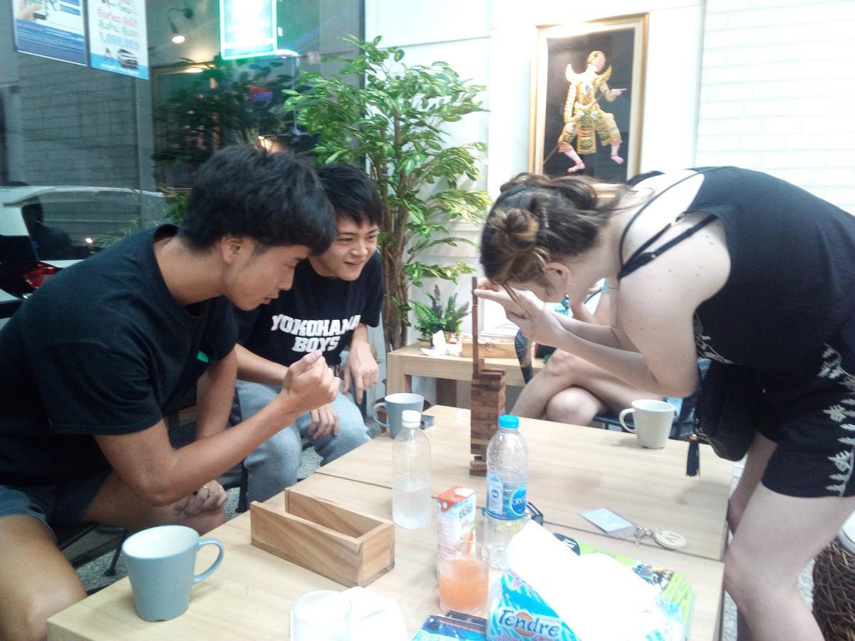 Hostel At Thonglor Bangkok Esterno foto